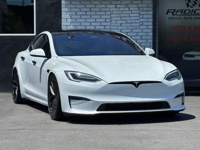 2022 Tesla Model S Plaid Tri Motor All-Wheel Drive