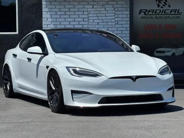 2022 Tesla Model S Plaid Tri Motor All-Wheel Drive