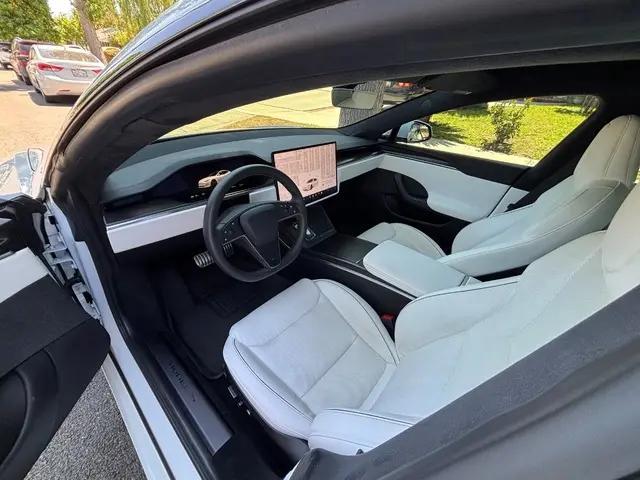 2022 Tesla Model S Plaid Tri Motor All-Wheel Drive