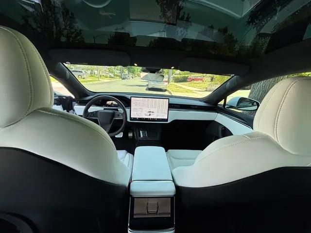 2022 Tesla Model S Plaid Tri Motor All-Wheel Drive