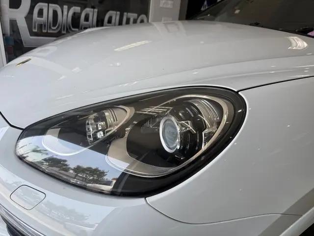 2018 Porsche Cayenne Platinum Edition