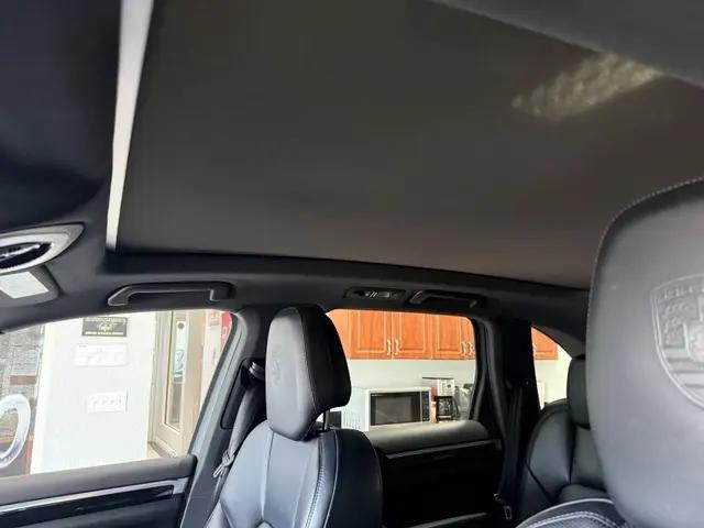2018 Porsche Cayenne Platinum Edition