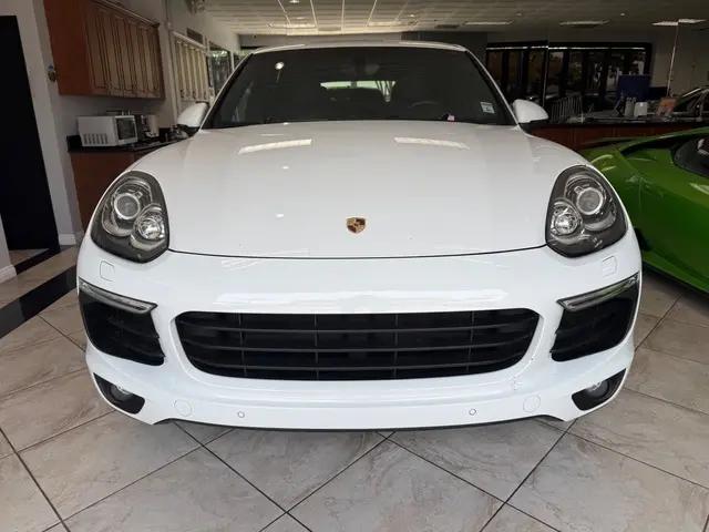 2018 Porsche Cayenne Platinum Edition