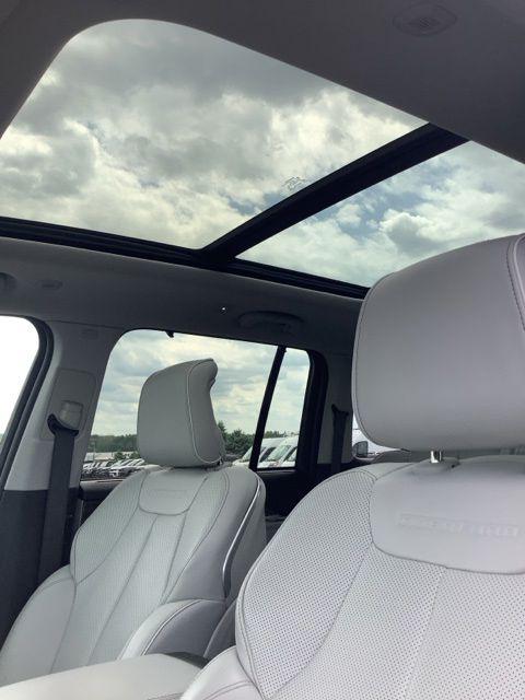 2023 Jeep Grand Cherokee Overland 4x4