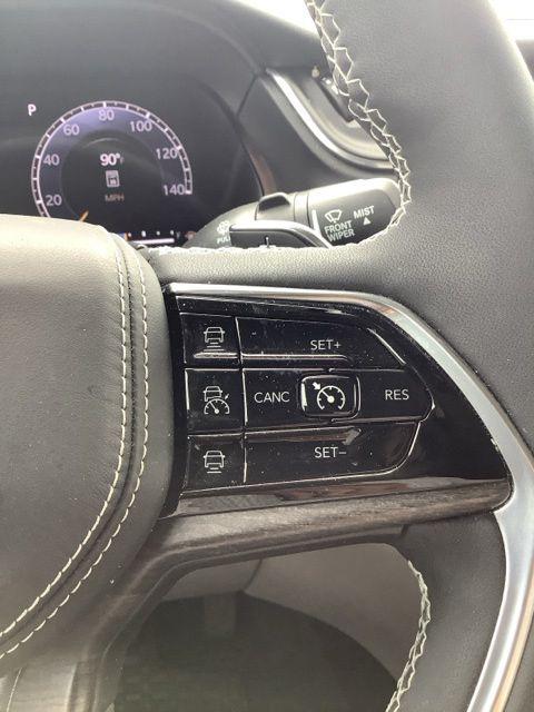 2023 Jeep Grand Cherokee Overland 4x4