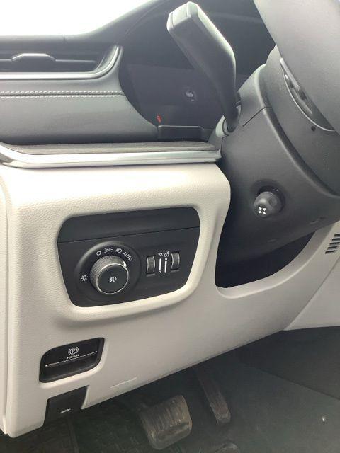 2023 Jeep Grand Cherokee Overland 4x4
