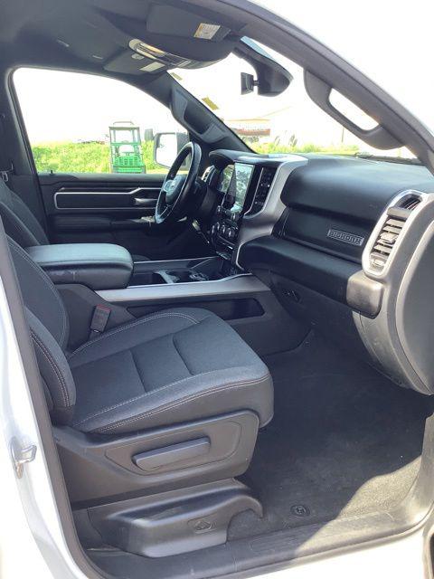 2022 Ram 1500 Big Horn Crew Cab 4x4 5'7" Box