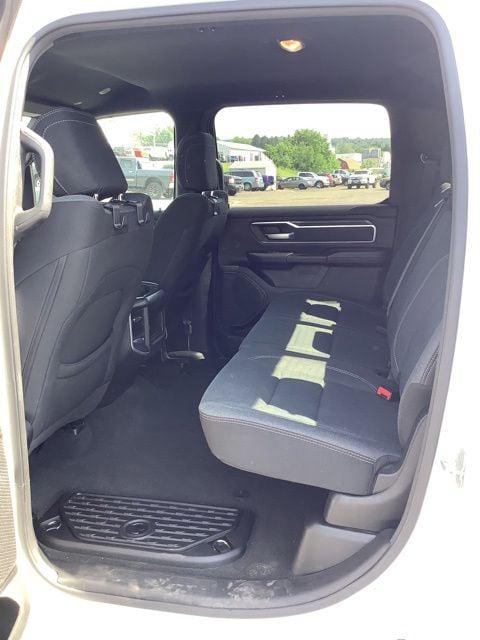 2022 Ram 1500 Big Horn Crew Cab 4x4 5'7" Box