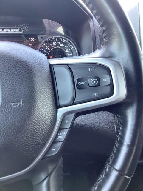 2022 Ram 1500 Big Horn Crew Cab 4x4 5'7" Box