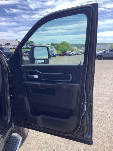 2025 Ram 2500 Big Horn Crew Cab 4x4 6'4" Box