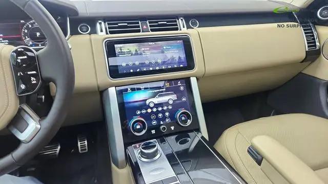 2022 Land Rover Range Rover P525 Westminster