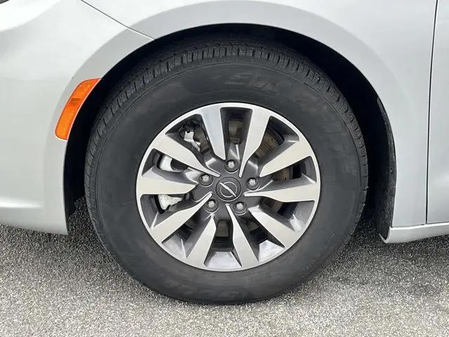 2023 Chrysler Pacifica Hybrid Limited