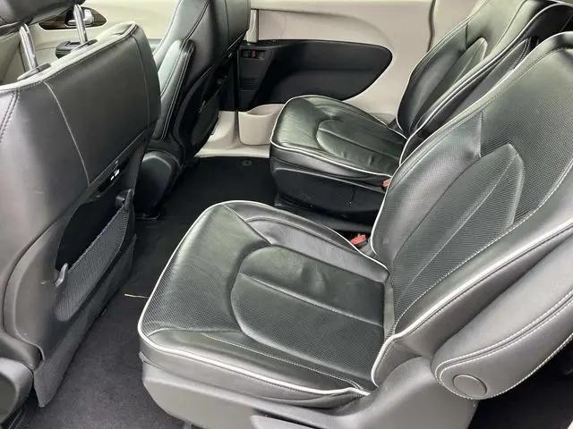 2023 Chrysler Pacifica Hybrid Limited