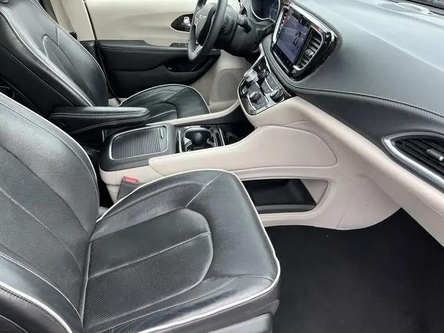 2023 Chrysler Pacifica Hybrid Limited