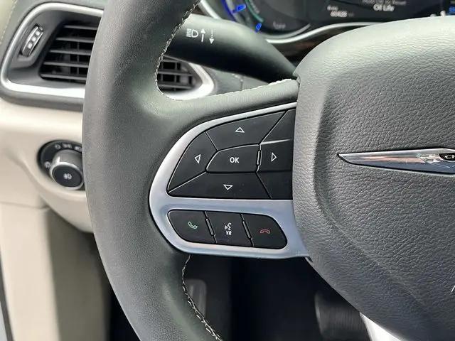 2023 Chrysler Pacifica Hybrid Limited