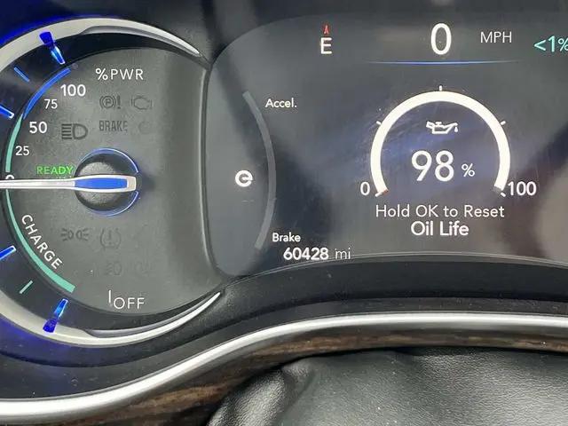 2023 Chrysler Pacifica Hybrid Limited