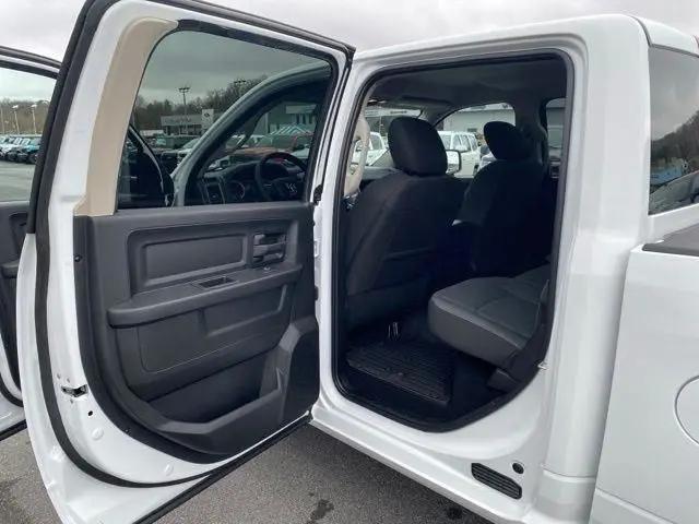 2023 Ram 1500 Classic Tradesman Crew Cab 4x4 5'7" Box