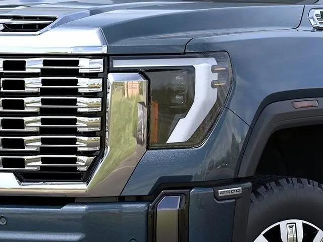 2026 GMC Sierra 2500HD Crew Cab, Standard Bed, Denali, 4WD