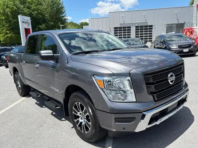 2021 Nissan Titan Crew Cab SV 4x4