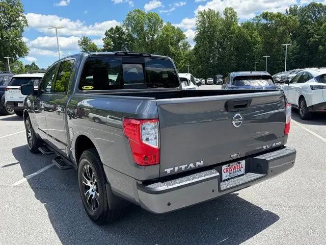 2021 Nissan Titan Crew Cab SV 4x4