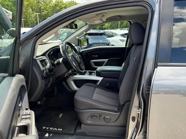 2021 Nissan Titan Crew Cab SV 4x4