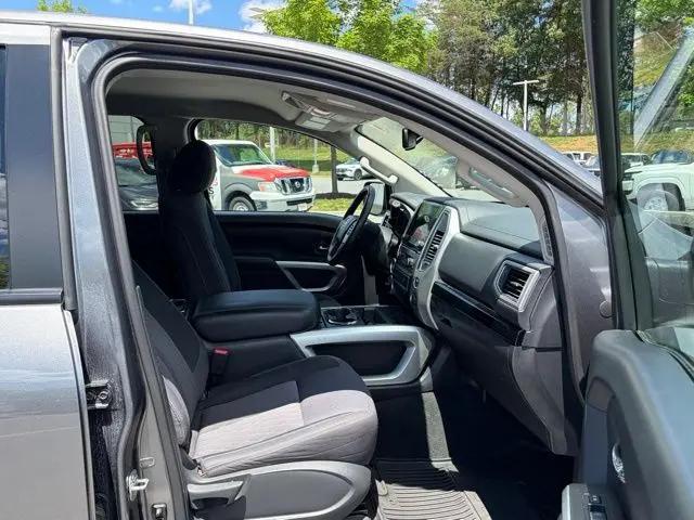 2021 Nissan Titan Crew Cab SV 4x4