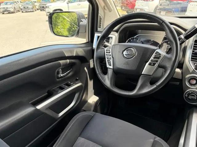 2021 Nissan Titan Crew Cab SV 4x4