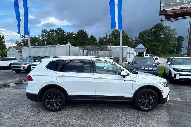 2024 Volkswagen Tiguan 2.0T SE