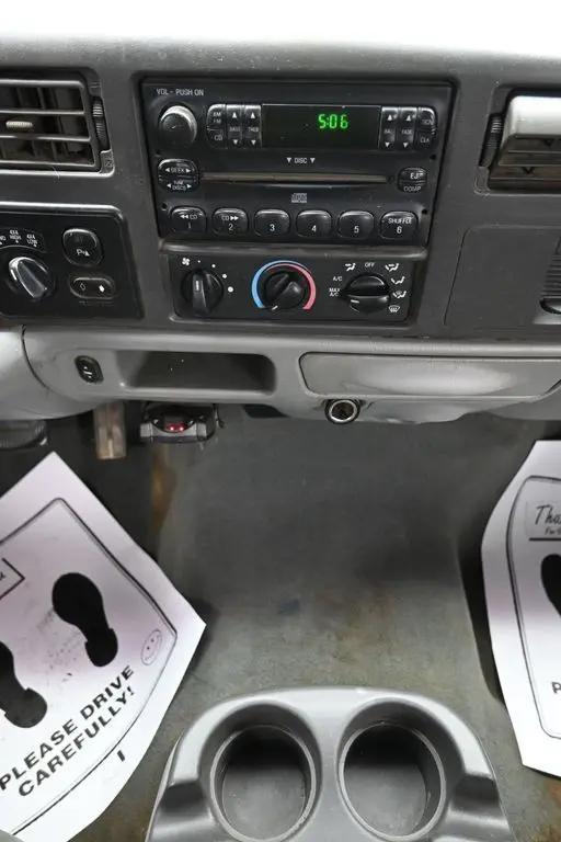 2004 Ford F-350 XL