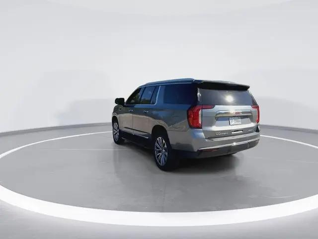 2021 GMC Yukon XL 4WD SLT
