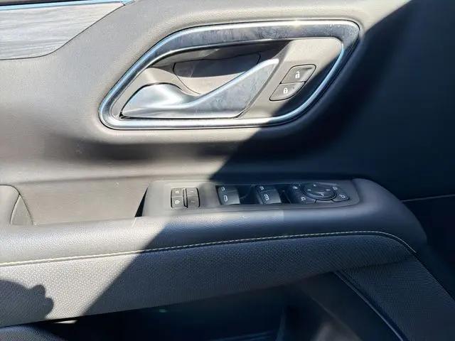 2021 GMC Yukon XL 4WD SLT