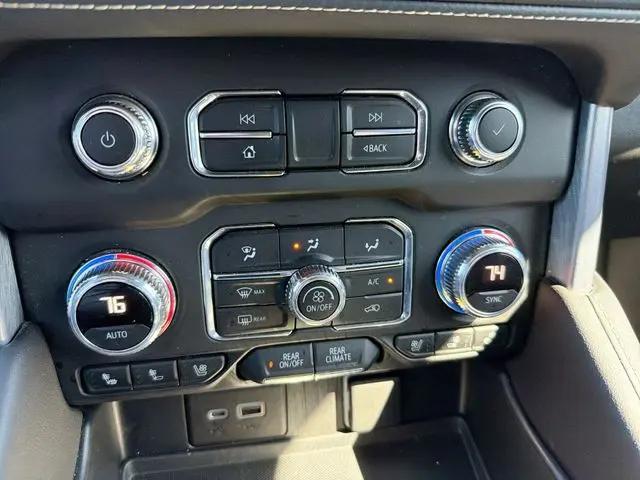 2021 GMC Yukon XL 4WD SLT