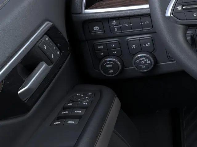 2026 Chevrolet Suburban Premier, 4WD