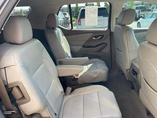 2021 Chevrolet Traverse FWD LT Leather