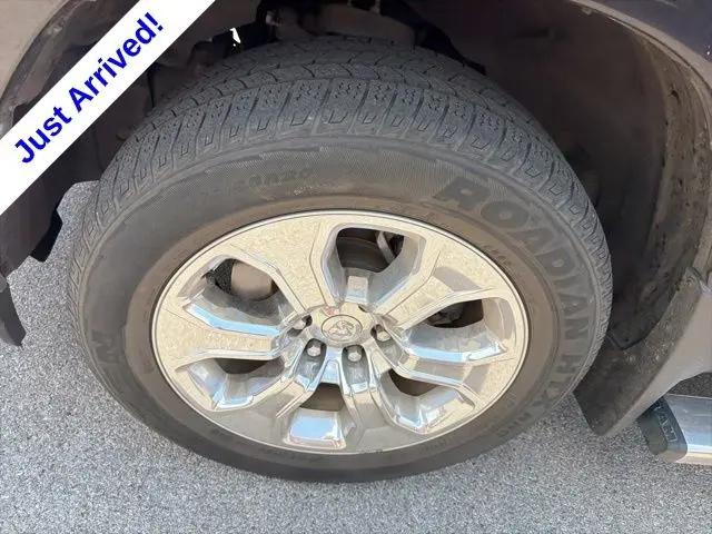 2024 Ram 1500 Big Horn Crew Cab 4x2 5'7" Box