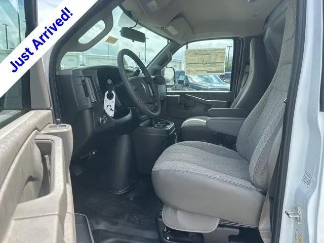 2026 Chevrolet Express Cargo Van 2500 Regular Wheelbase, WT, RWD