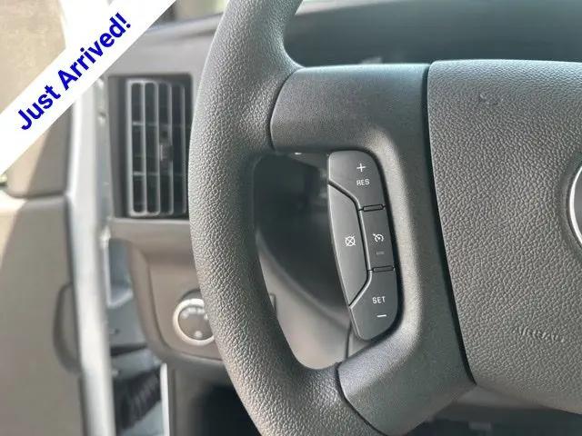 2026 Chevrolet Express Cargo Van 2500 Regular Wheelbase, WT, RWD
