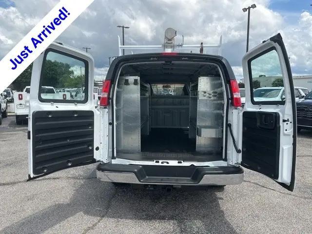 2026 Chevrolet Express Cargo Van 2500 Regular Wheelbase, WT, RWD