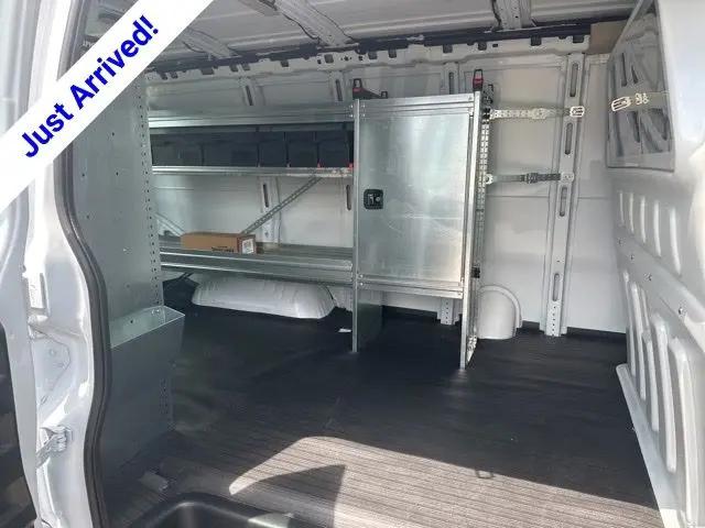 2026 Chevrolet Express Cargo Van 2500 Regular Wheelbase, WT, RWD