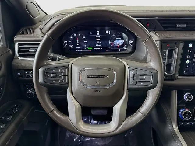 2022 GMC Yukon 4WD Denali