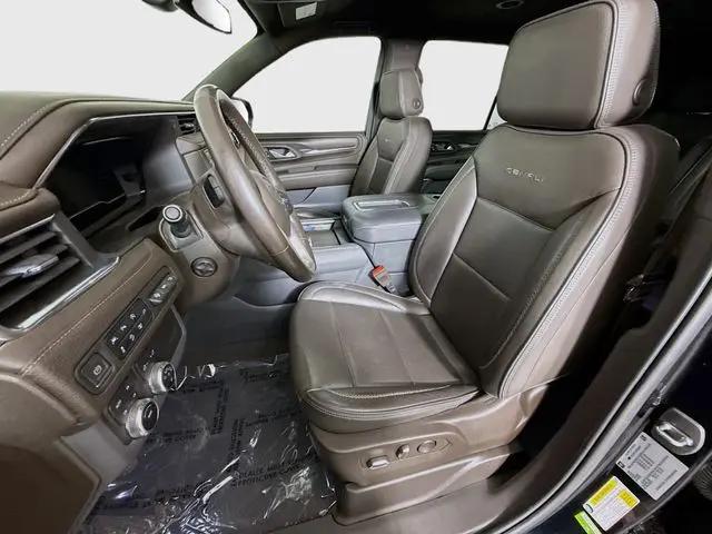 2022 GMC Yukon 4WD Denali
