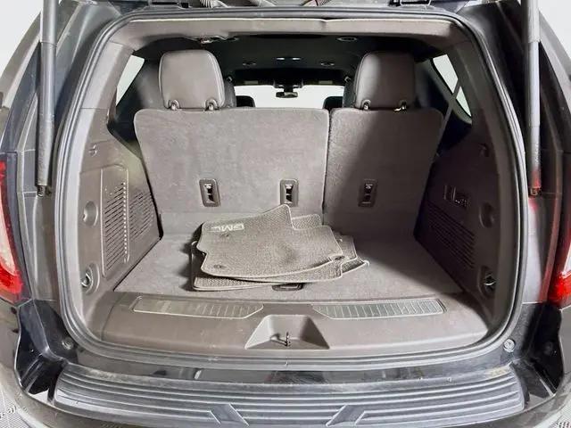2022 GMC Yukon 4WD Denali