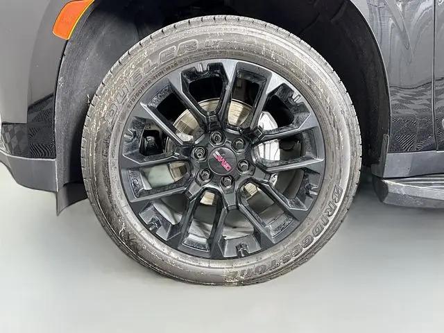 2022 GMC Yukon 4WD Denali