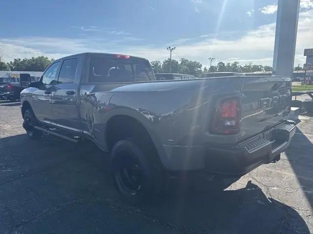 2026 Ram 3500 Tradesman Crew Cab 4x4 8' Box