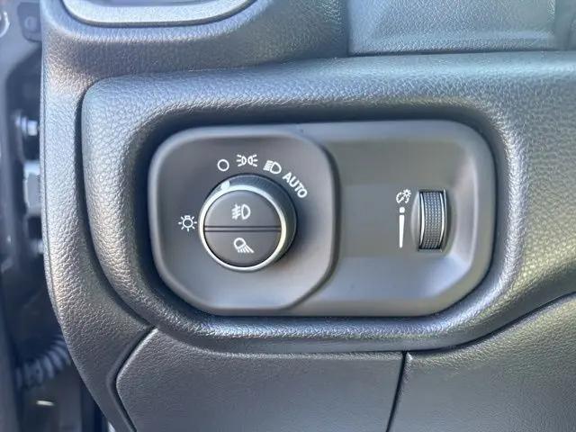 2026 Ram 3500 Tradesman Crew Cab 4x4 8' Box