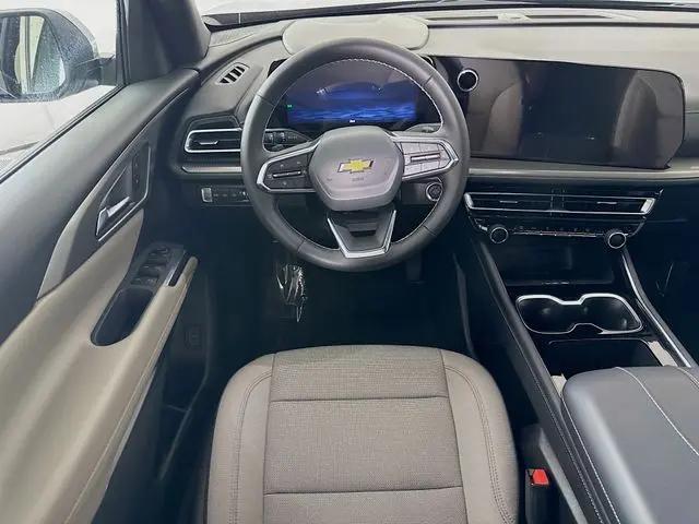 2026 Chevrolet Traverse AWD LT