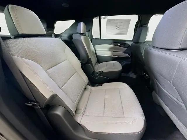 2026 Chevrolet Traverse AWD LT