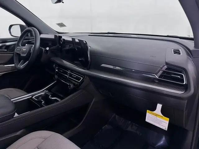 2026 Chevrolet Traverse AWD LT