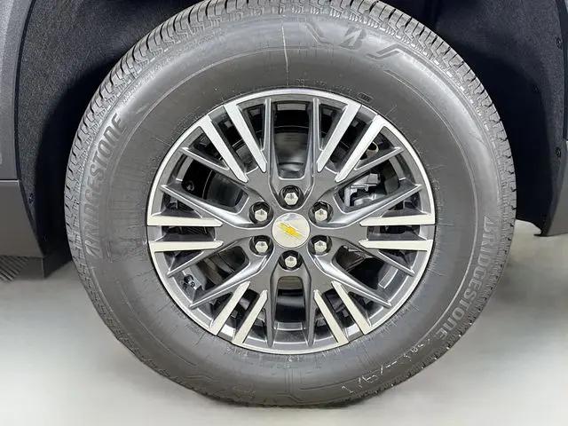 2026 Chevrolet Traverse AWD LT