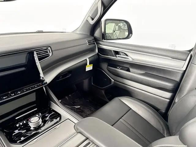 2026 Jeep Grand Wagoneer Upland